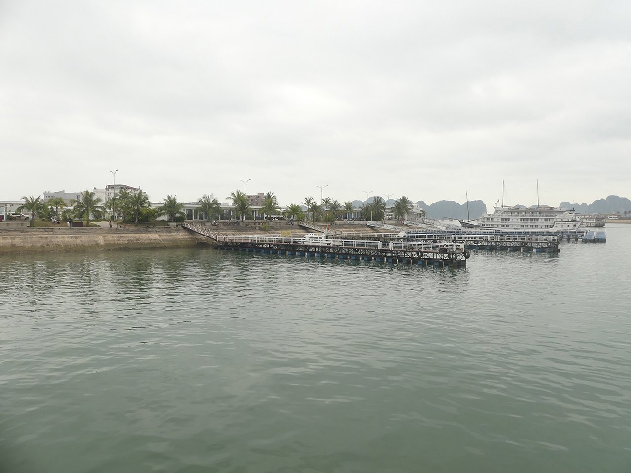 ferrypier.jpg